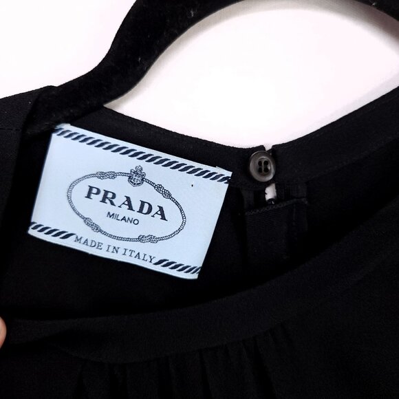 Prada Milano Made in Italy Ruffle Shift Dress Size 40 Womens Black Pleated - Picture 5 of 12